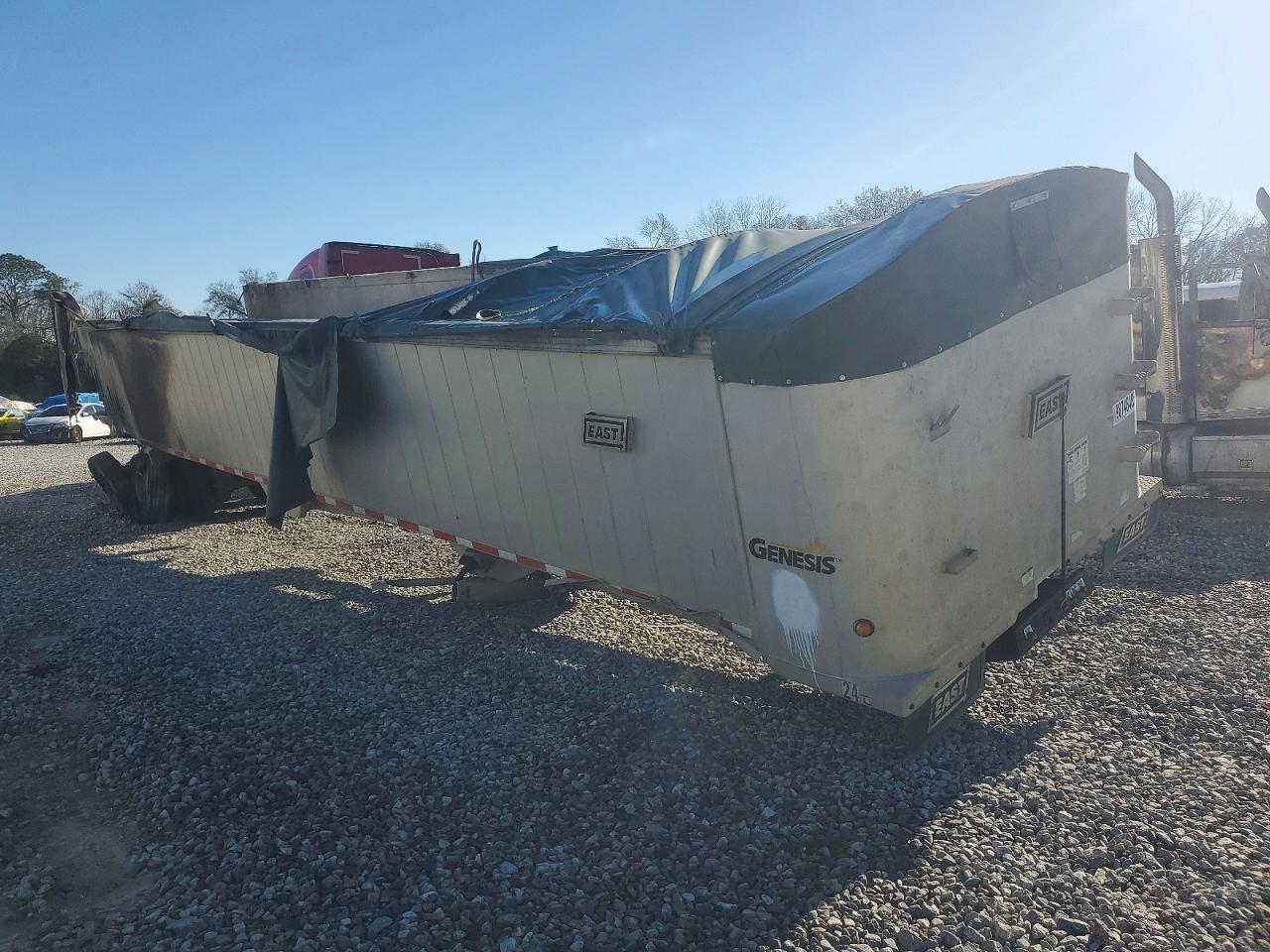 2017 Arrow 2017 East END Dump Trailer
