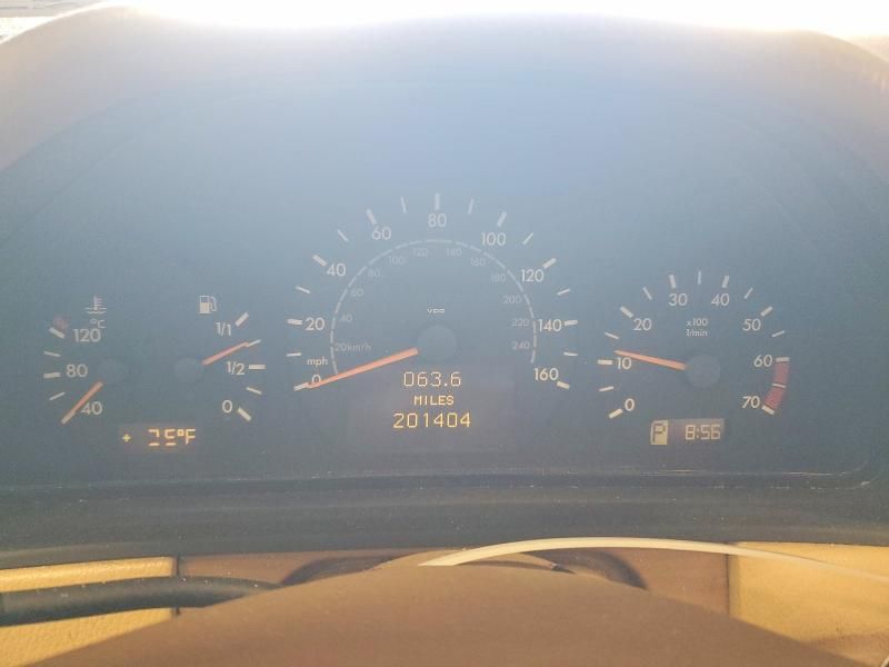 2002 Mercedes-Benz E 320