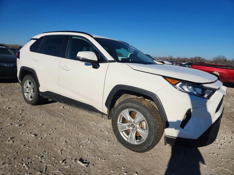 2020 Toyota Rav4 xle