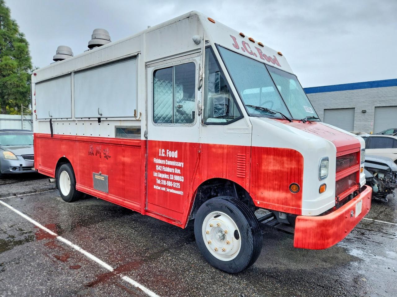 1998 Freightliner Delivery Truck