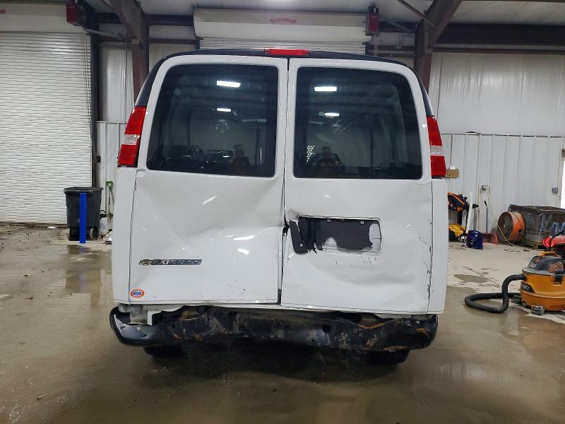 2021 Chevrolet Express G2500 Delivery Van