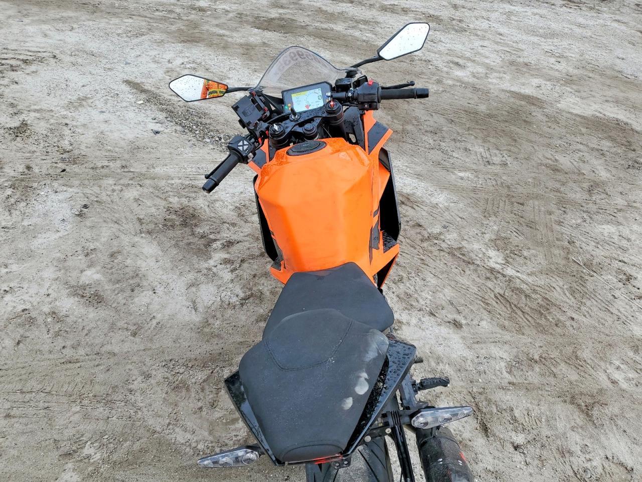 2022 KTM 390 RC