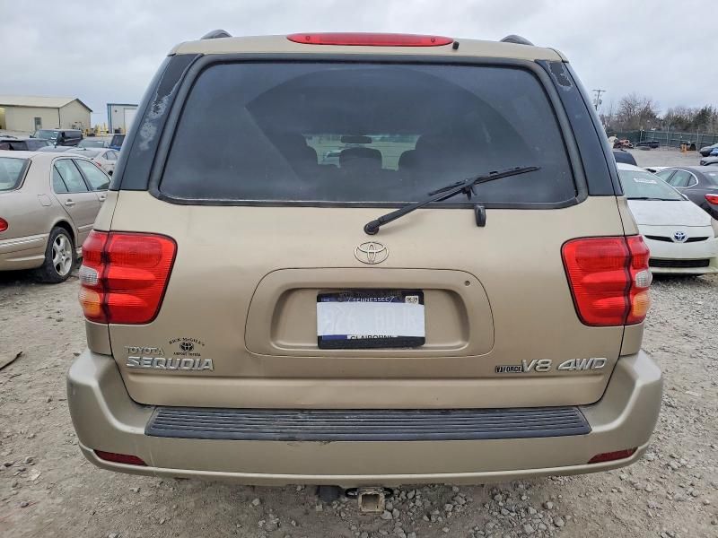 2004 Toyota Sequoia SR5