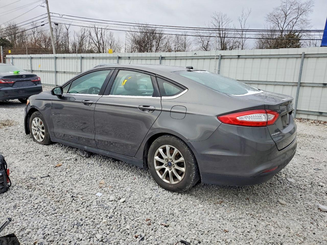 2016 Ford Fusion s
