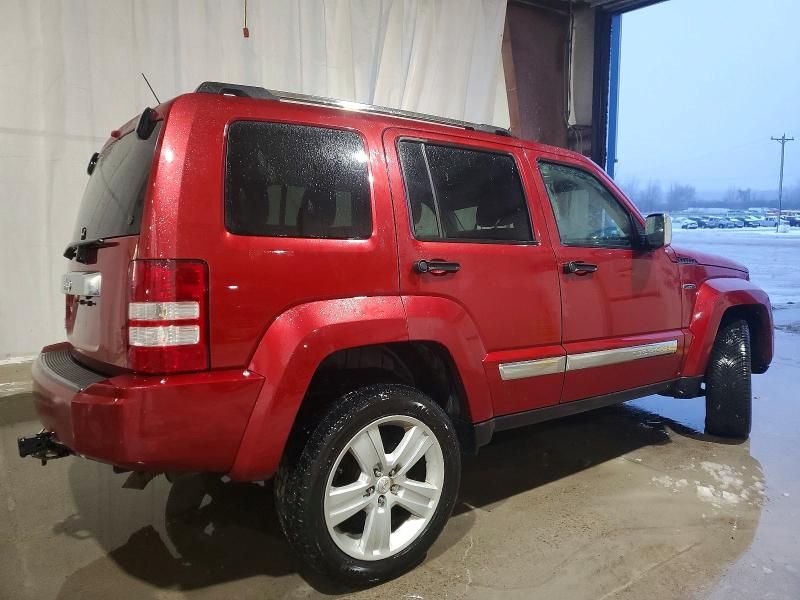 2012 Jeep Liberty jet