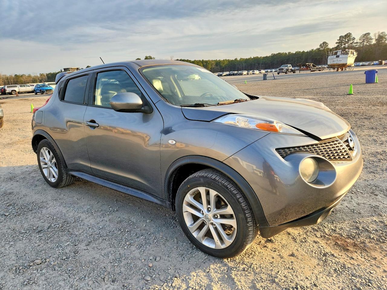 2011 Nissan Juke s