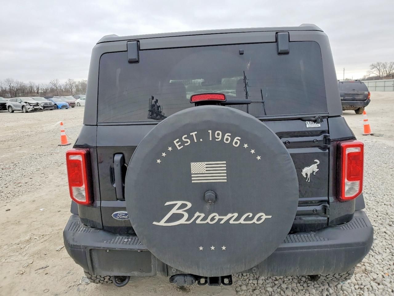 2023 Ford Bronco Base