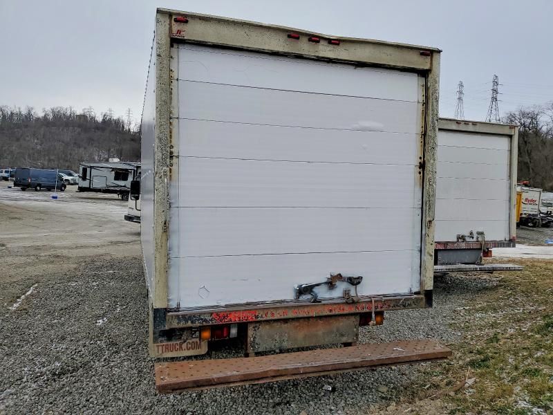 2015 Isuzu Npr hd box Truck
