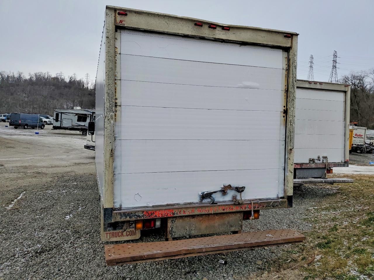 2015 Isuzu NPR HD BOX Truck