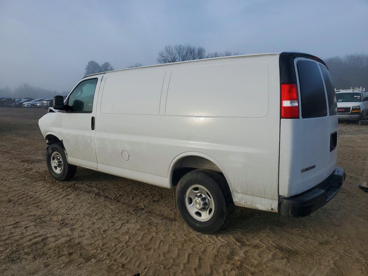 2024 Chevrolet Express 2500 Utility / Service Van