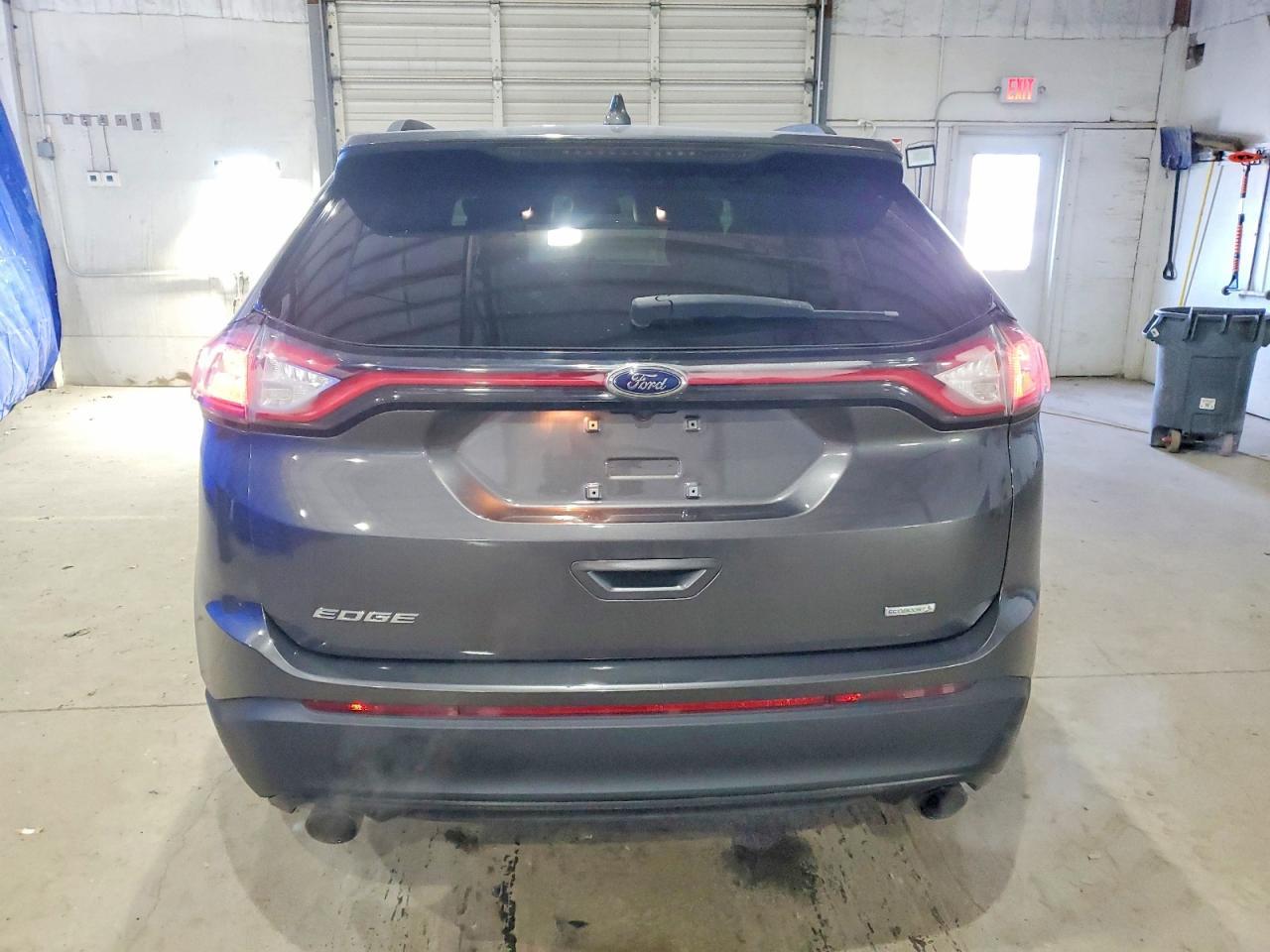 2018 Ford Edge se