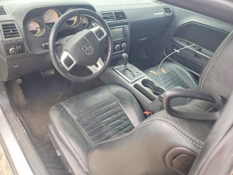 2012 Dodge Challenger sxt