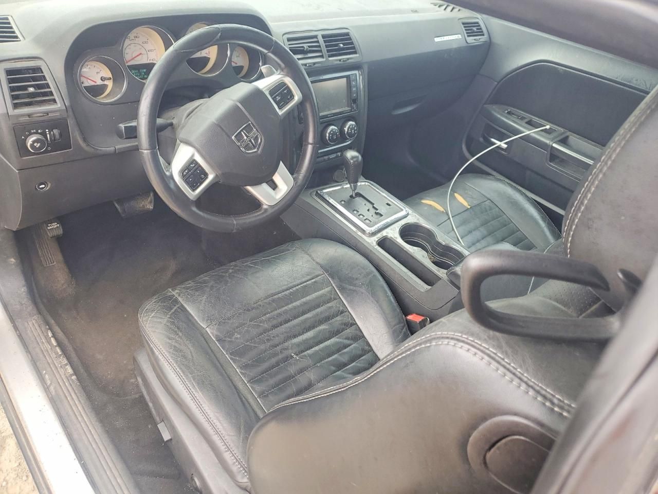 2012 Dodge Challenger sxt