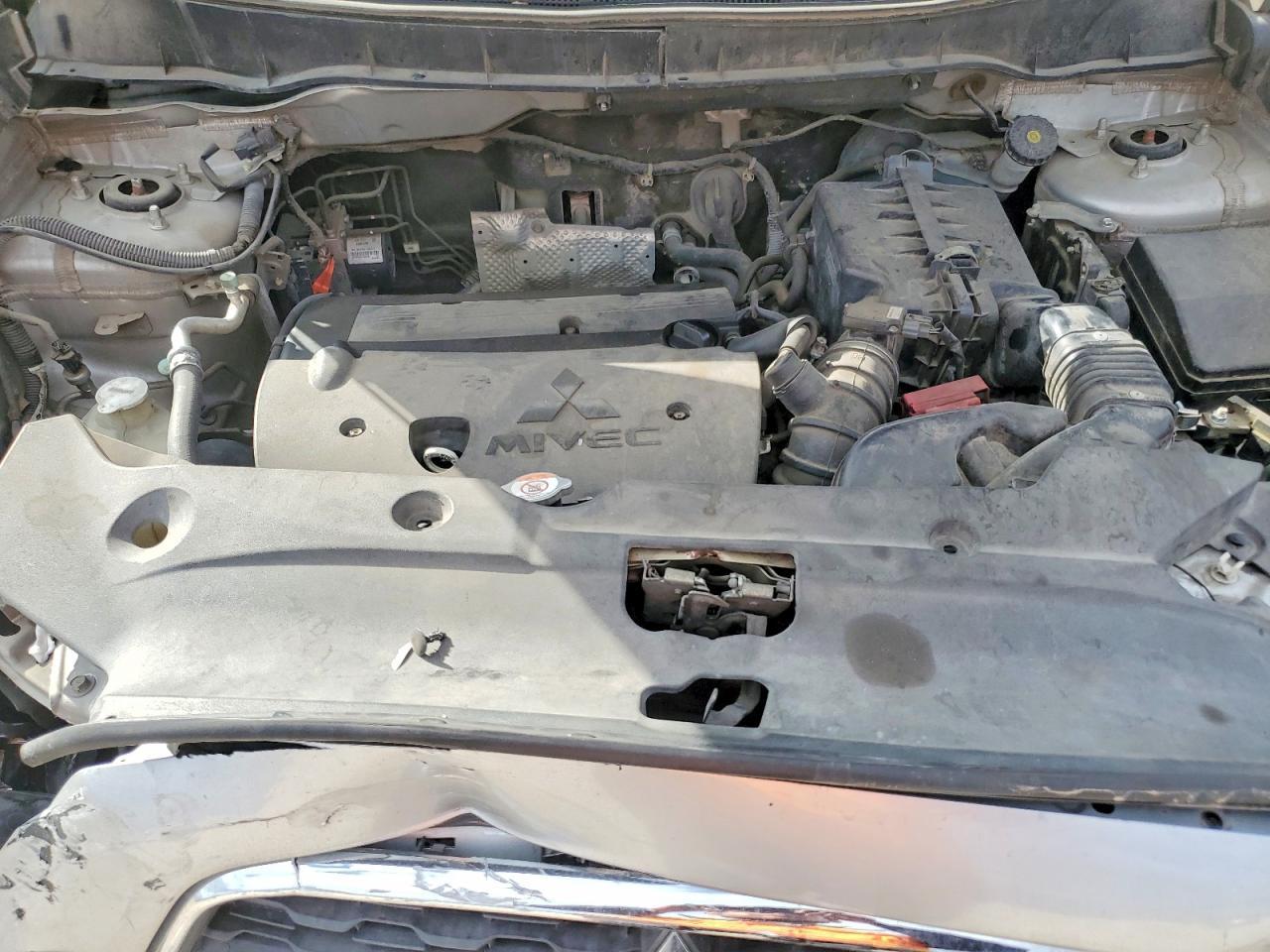 2013 Mitsubishi Outlander Sport le