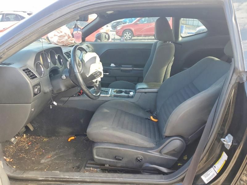 2012 Dodge Challenger sxt