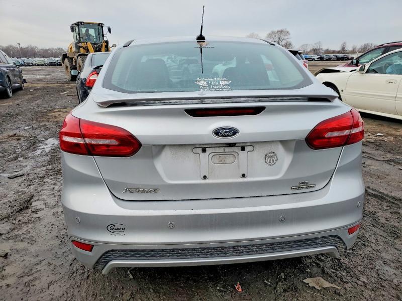 2016 Ford Focus se