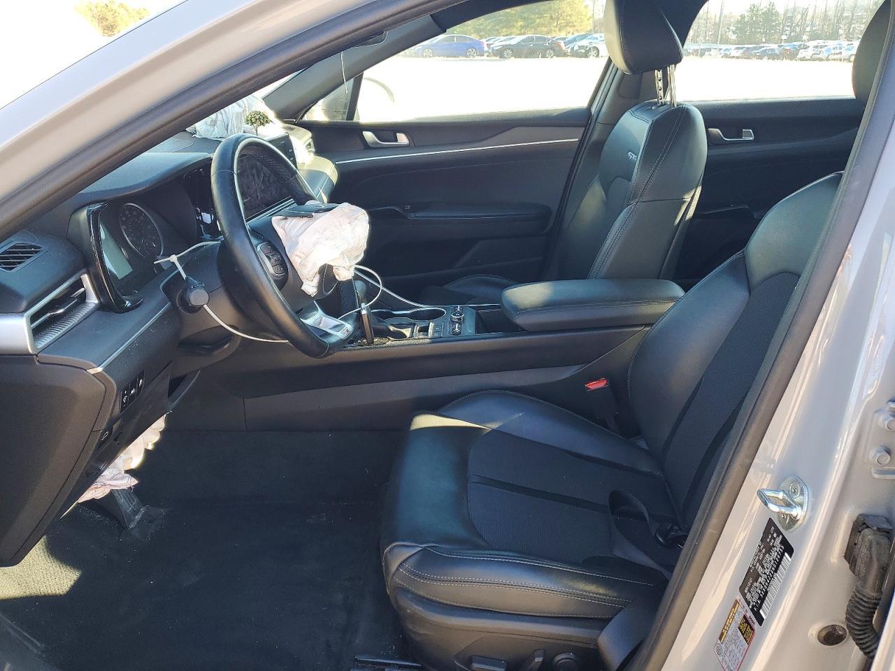 2022 KIA K5 gt Line