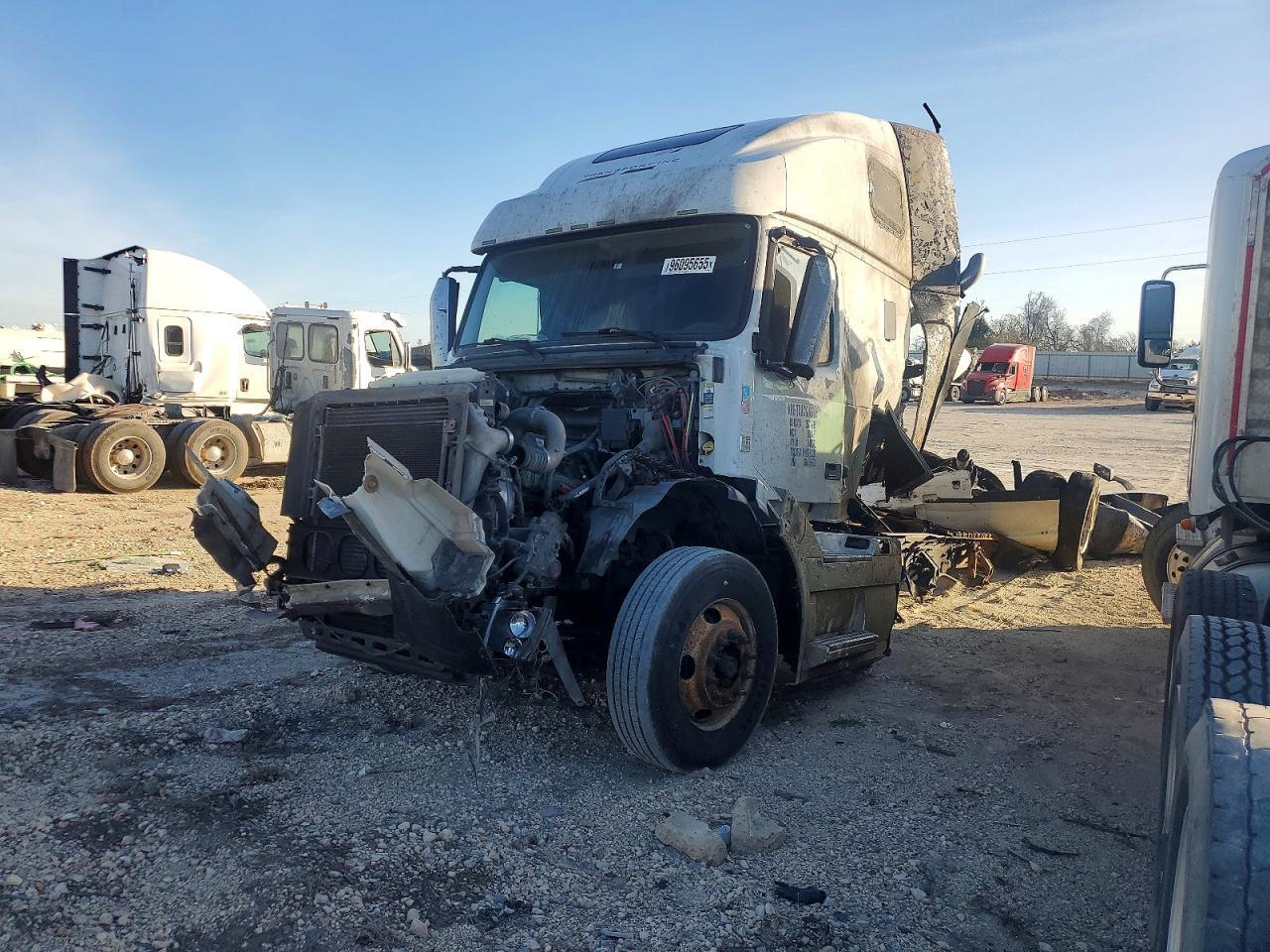 2016 Volvo Vnl Semi Truck
