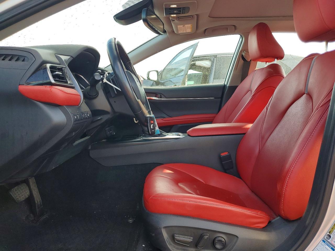 2020 Toyota Camry xse
