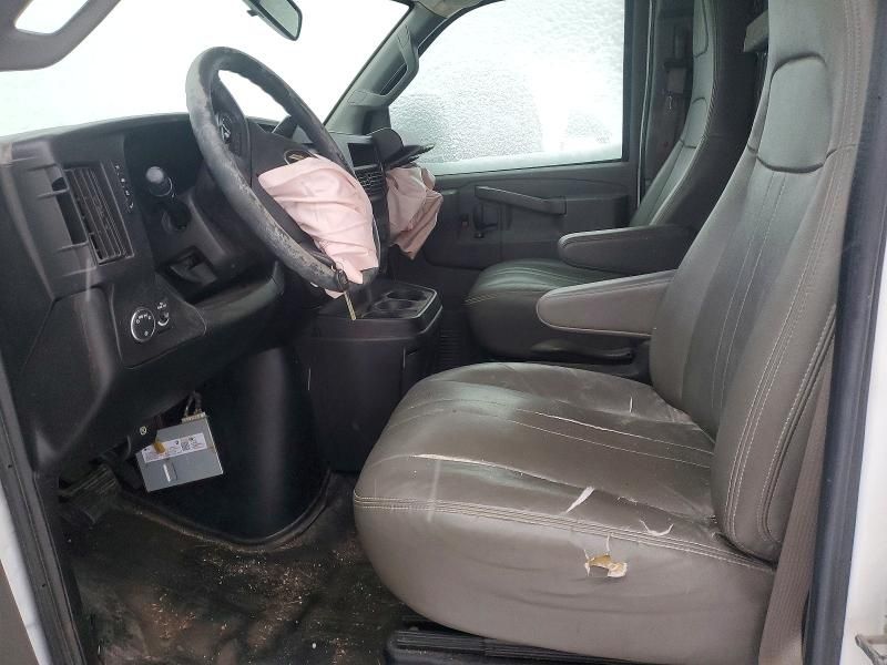 2020 Chevrolet Express G2500