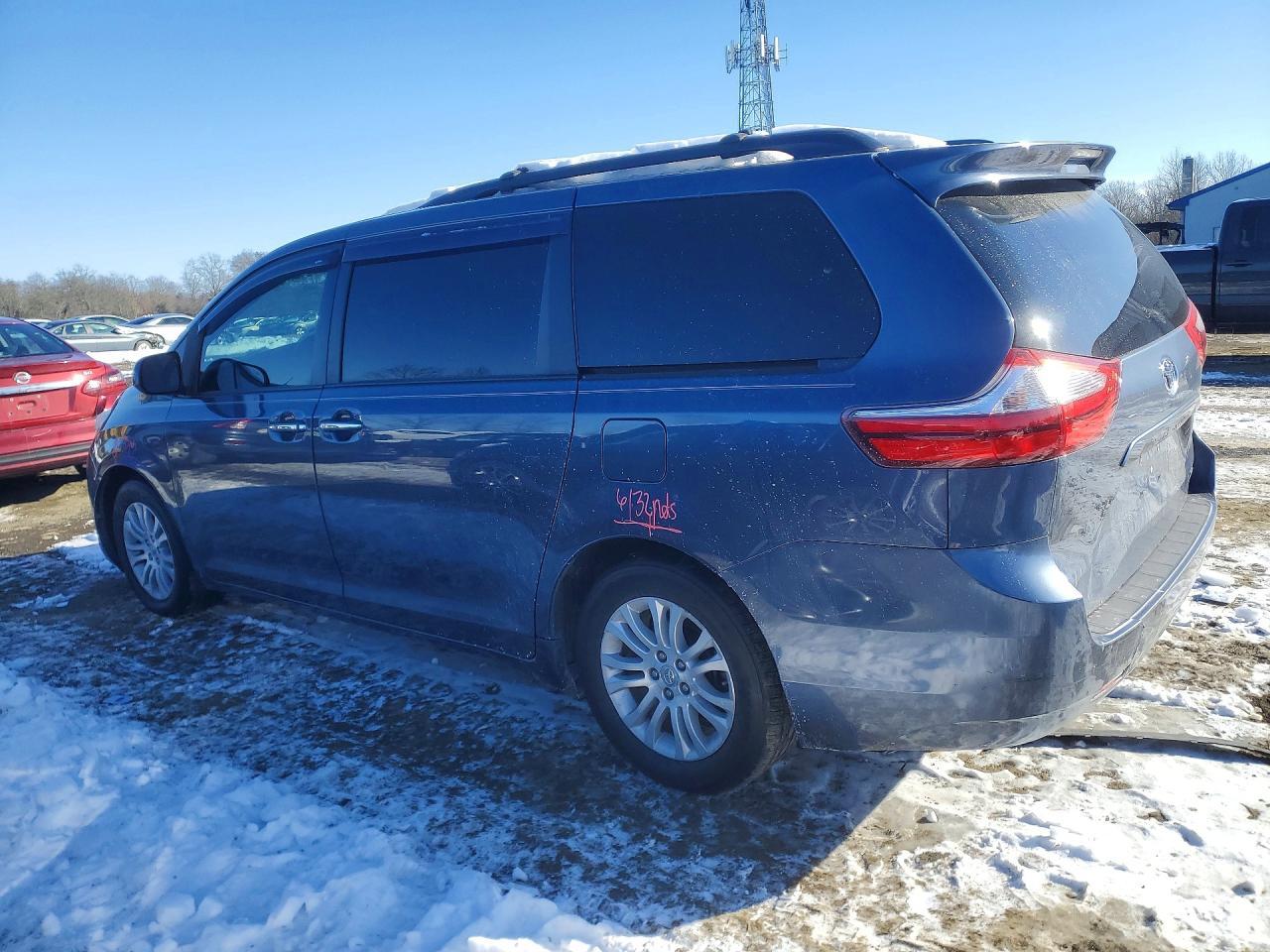 2017 Toyota Sienna xle