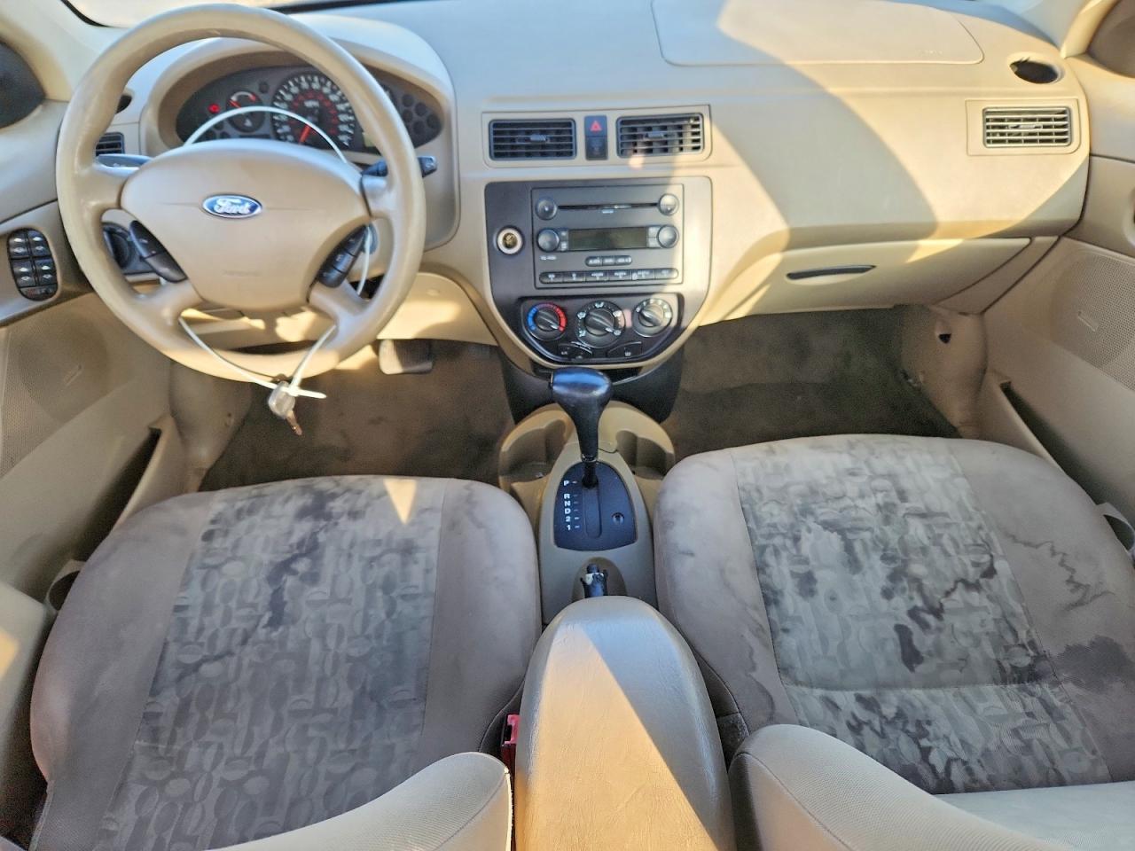 2005 Ford Focus ZX4