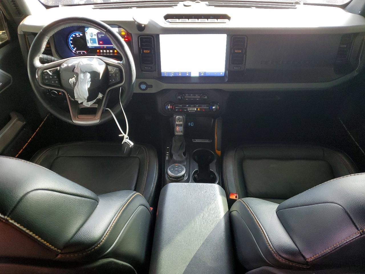 2021 Ford Bronco Base