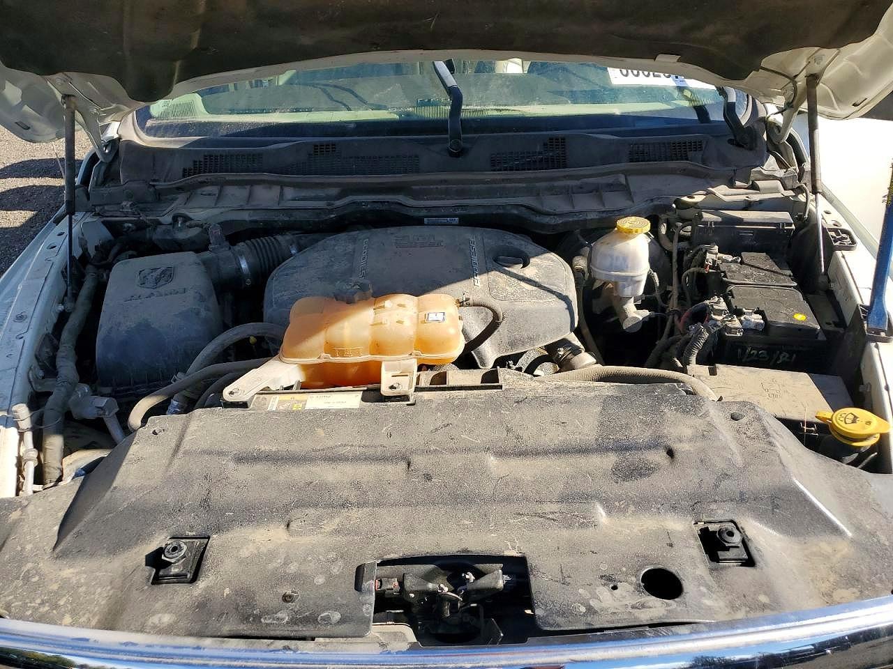2018 Dodge 1500 Laramie 4WD 3.0l V-6 Diesel 6'4 box
