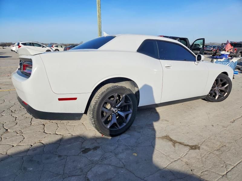 2018 Dodge Challenger sxt