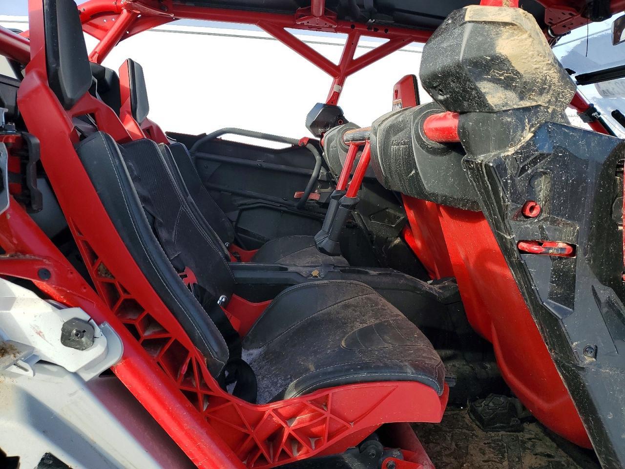 2025 Can-Am 2025 CAN Maverick X-Utility Vehicle