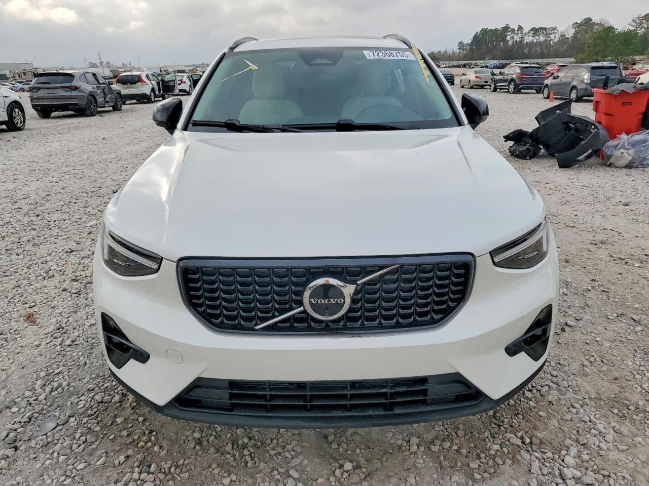 2025 Volvo Xc40 Plus