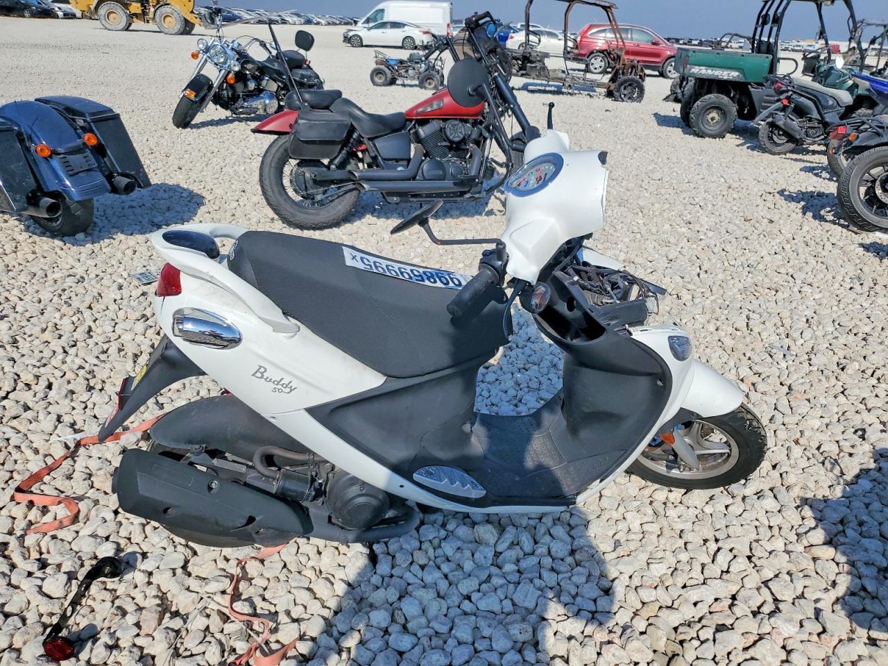 2023 Genuine Scooter Co. Buddy 50