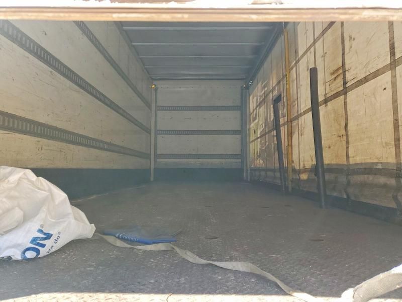 2015 Freightliner Business Class M2 box Truck