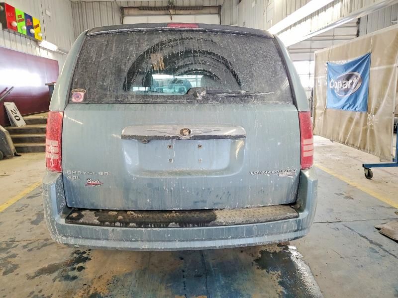 2010 Chrysler Town & Country Touring