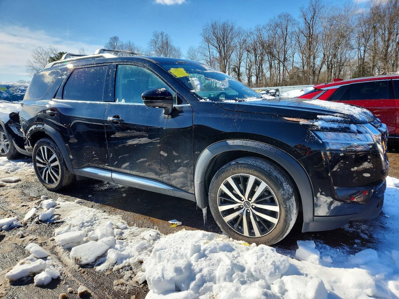 2023 Nissan Pathfinder Platinum