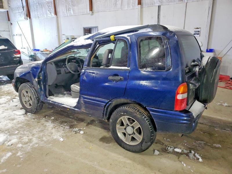 2004 Chevrolet Tracker lt
