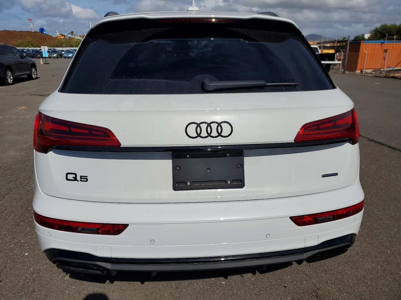 2022 Audi Q5 Premium Plus 45