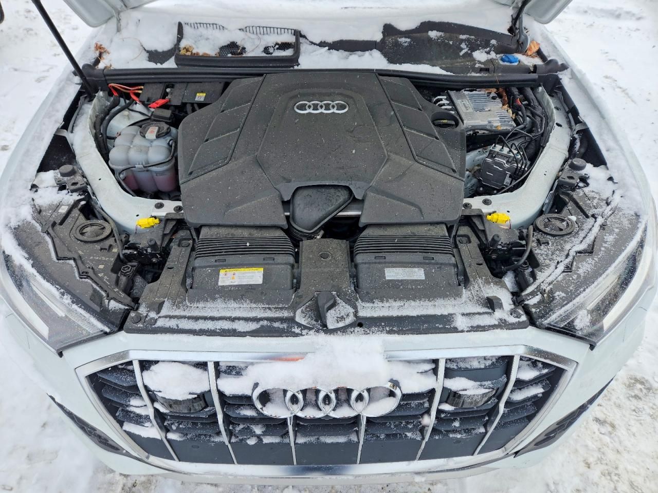 2022 Audi Q7 Premium Plus