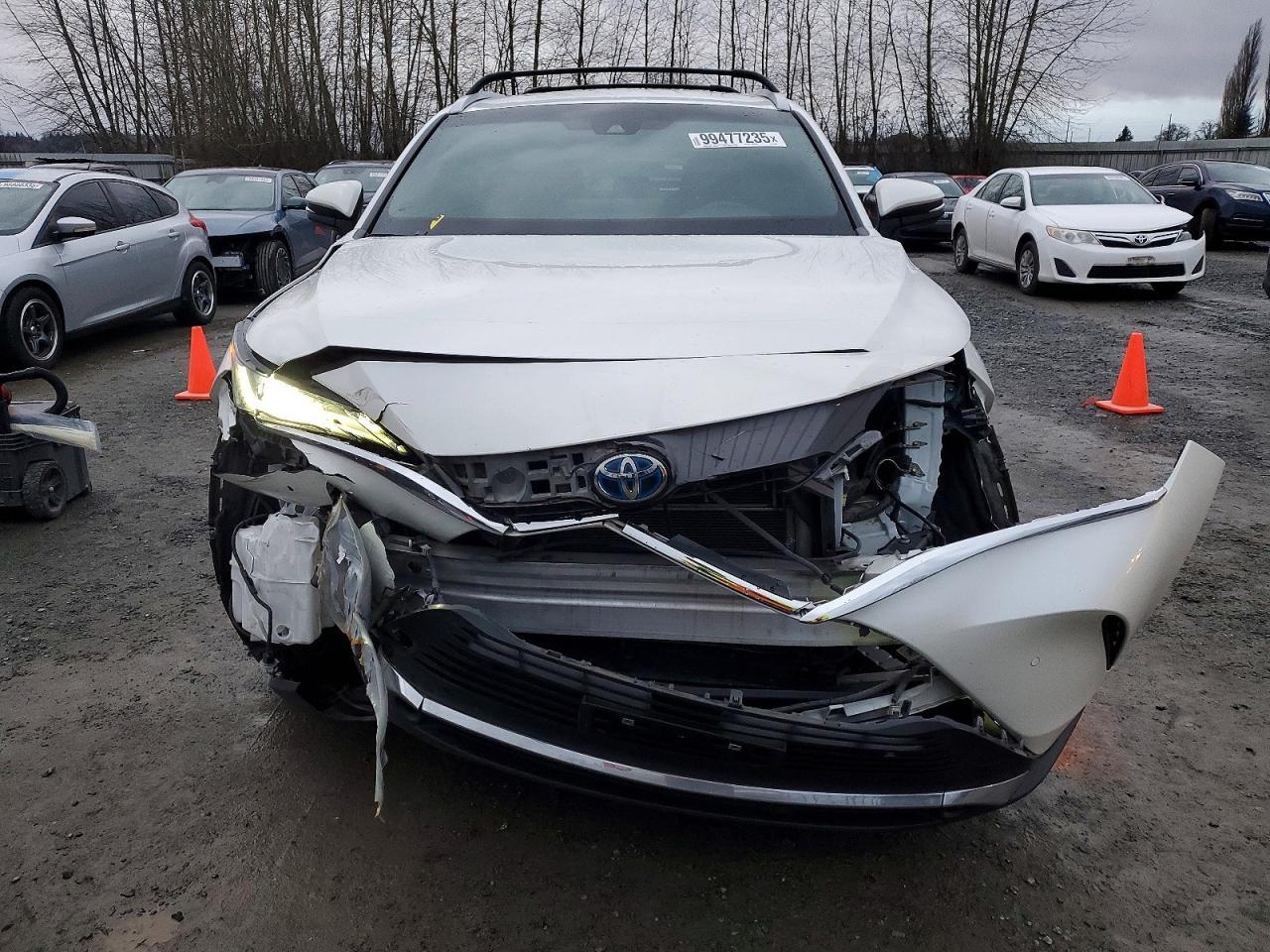 2021 Toyota Venza le