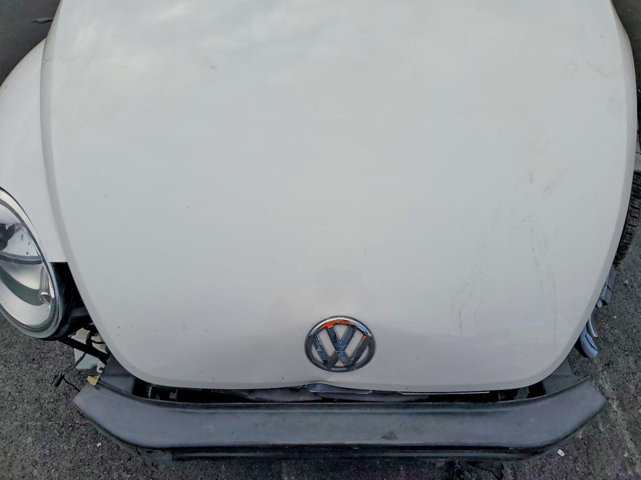 2014 Volkswagen Beetle