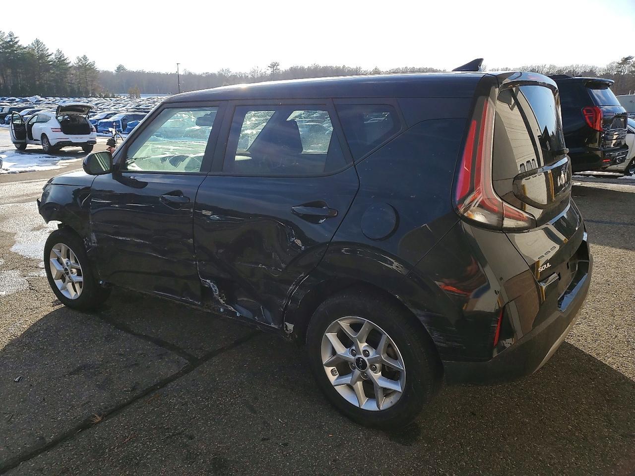 2025 KIA Soul lx