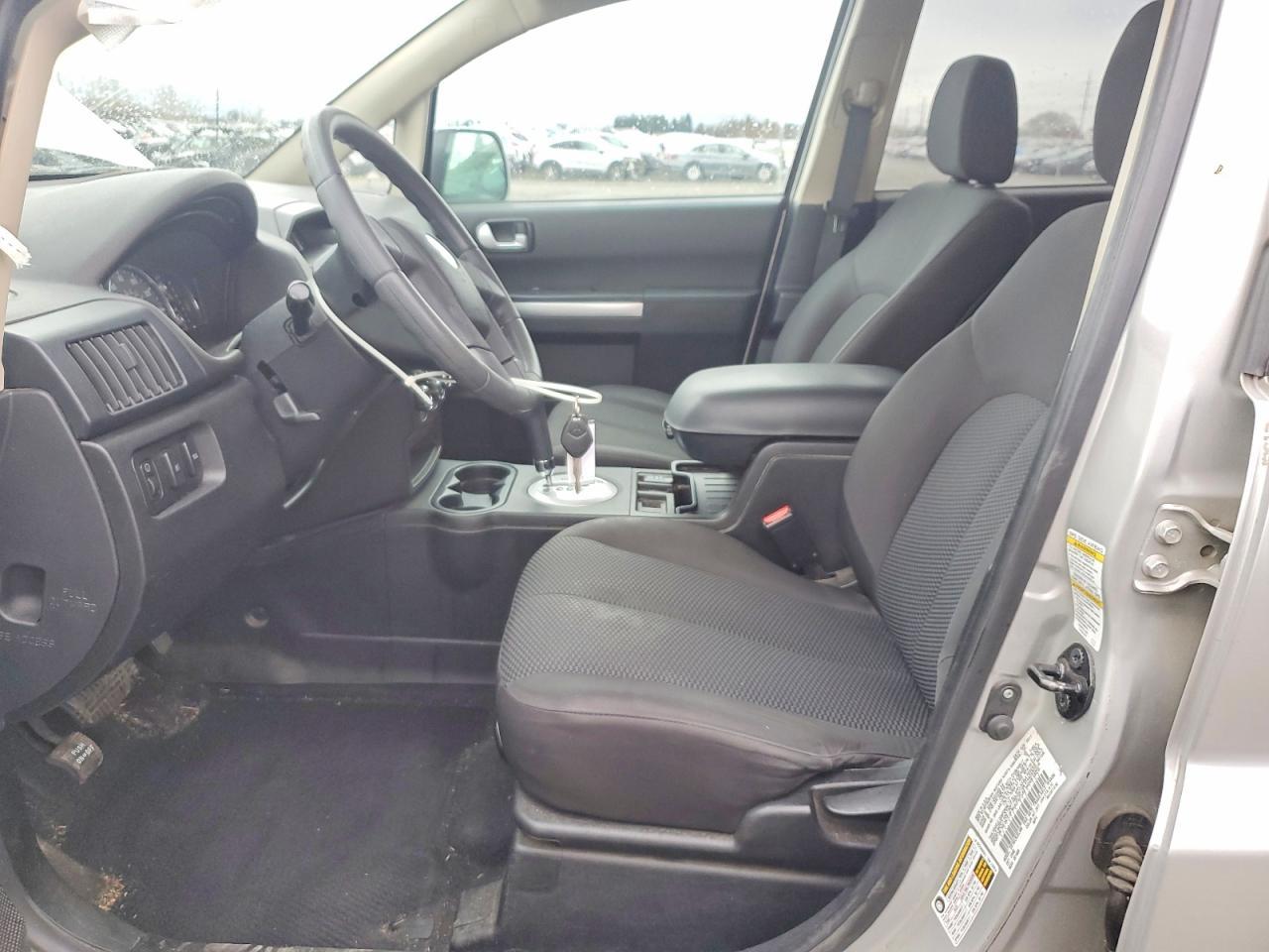 2011 Mitsubishi Endeavor ls