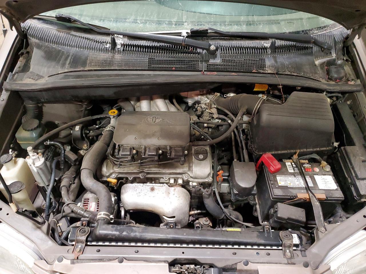 1998 Toyota Sienna ce