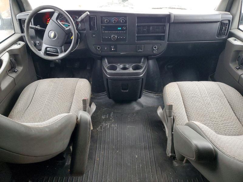 2015 Chevrolet Express 2500 Delivery van