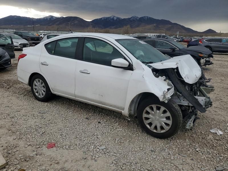2019 Nissan Versa s