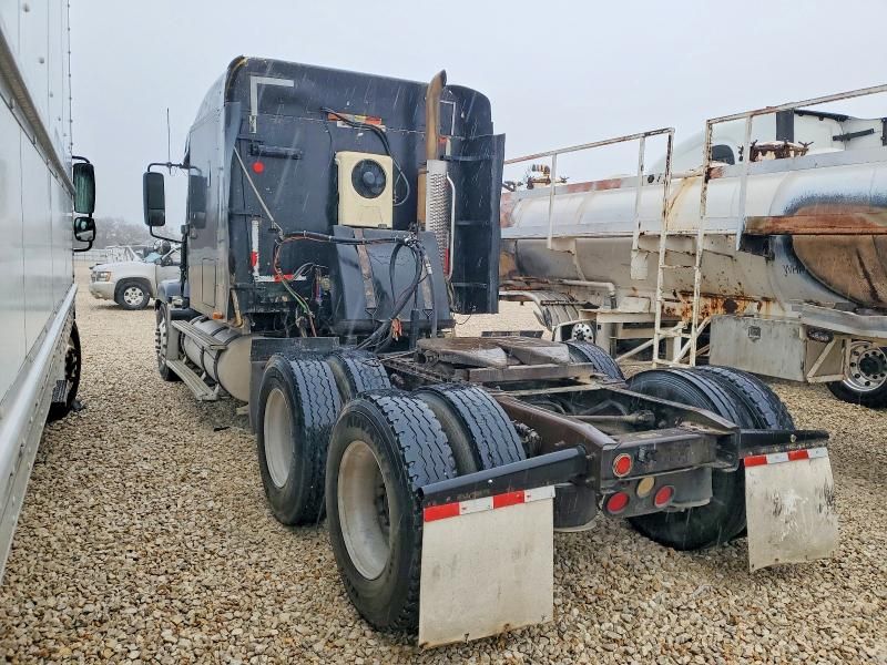 2000 Freightliner CC Conventional Semi Truck