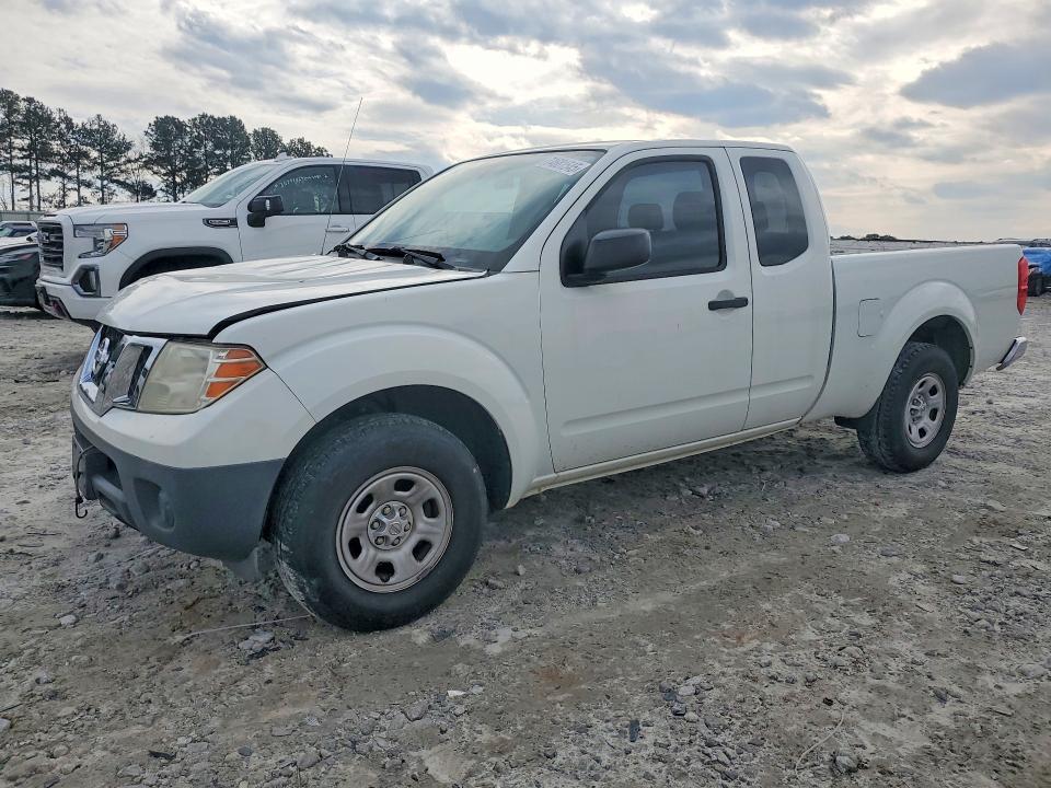 2013 Nissan Frontier s