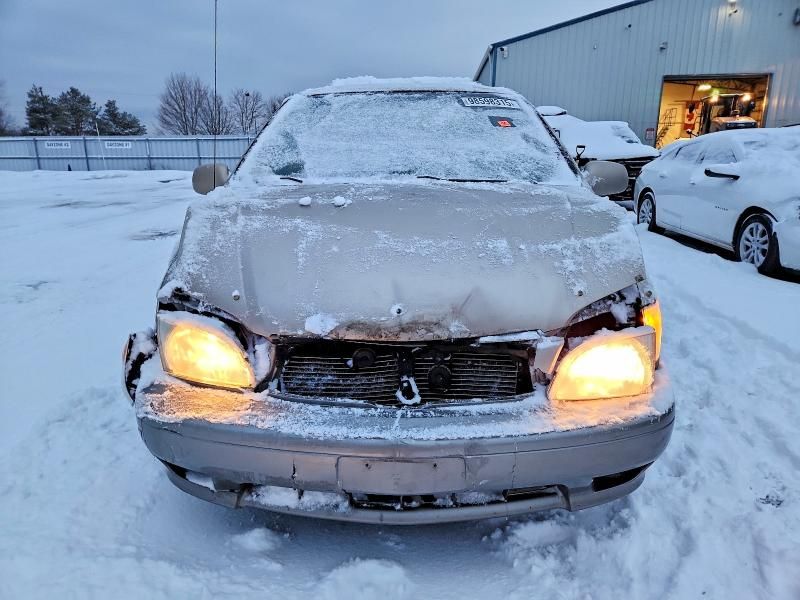 2003 Toyota Sienna le