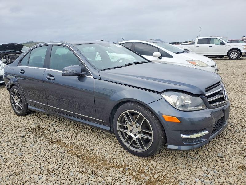 2014 Mercedes-Benz C 250