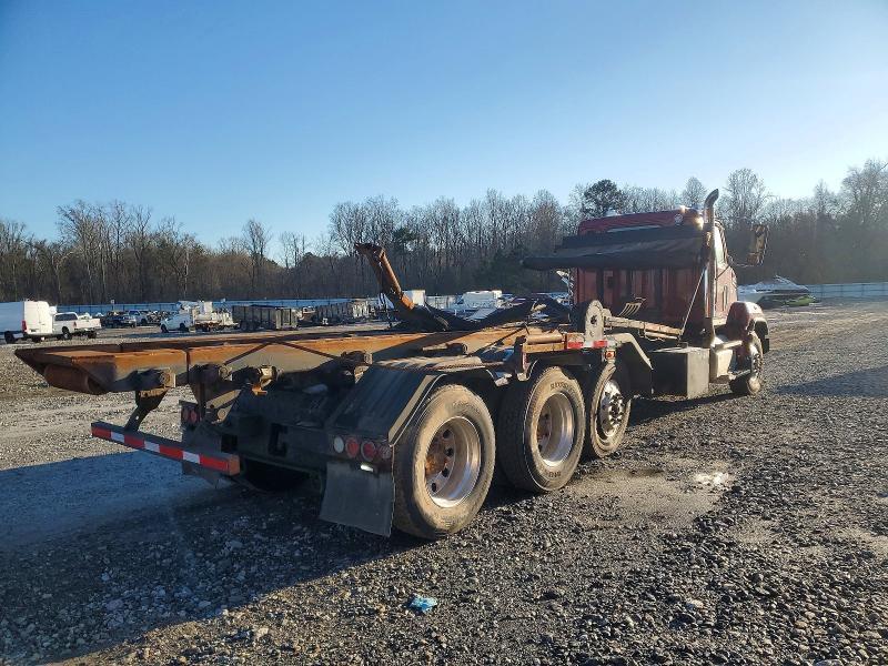 2021 Western Star Roll-OFF Container Truck